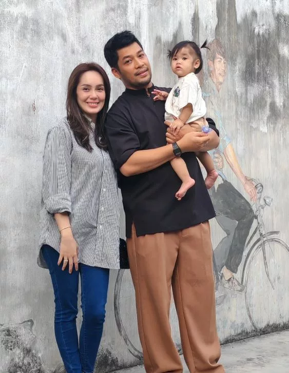 "Saya dah kena ‘block’ sejak 27 September. Saya tidak gembira, mahu selamatkan rumah tangga"-Kamal Adli 27 “Saya dah kena ‘block’ sejak 27 September. Saya tidak gembira, mahu selamatkan rumah tangga”-Kamal Adli