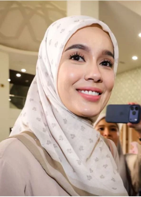 Kamal Adli Mengaku Rindu Uqasha - "Saya Tak Curang...Saya Hanya Ada Dia Dan Anak" 7 Kamal Adli Mengaku Rindu Uqasha – “Saya Tak Curang…Saya Hanya Ada Dia Dan Anak”