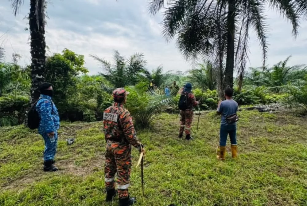 Warga Emas Hilang Tiga Hari Ditemui Sudah Tidak Bernyawa Dalam Parit Kebun 11 Warga Emas Hilang Tiga Hari Ditemui Sudah Tidak Bernyawa Dalam Parit Kebun