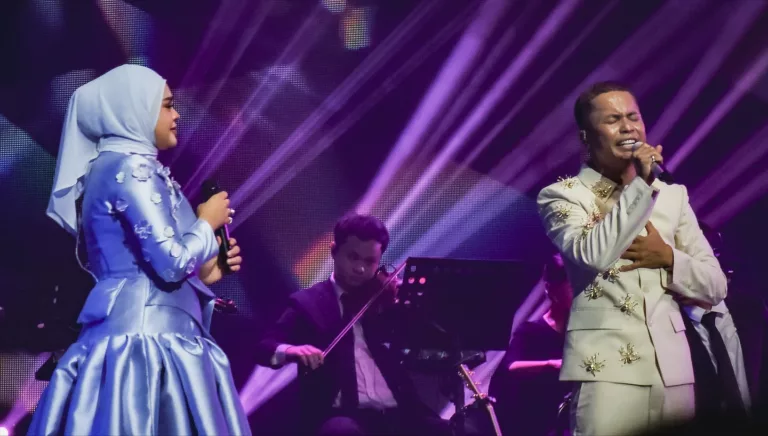 ‘Mama tiada kaki, saya akan jadi kaki mama’. Hafiz Suip Kongsi Momen Syahdu Di Pentas Konsert 11 ‘Mama tiada kaki, saya akan jadi kaki mama’. Hafiz Suip Kongsi Momen Syahdu Di Pentas Konsert