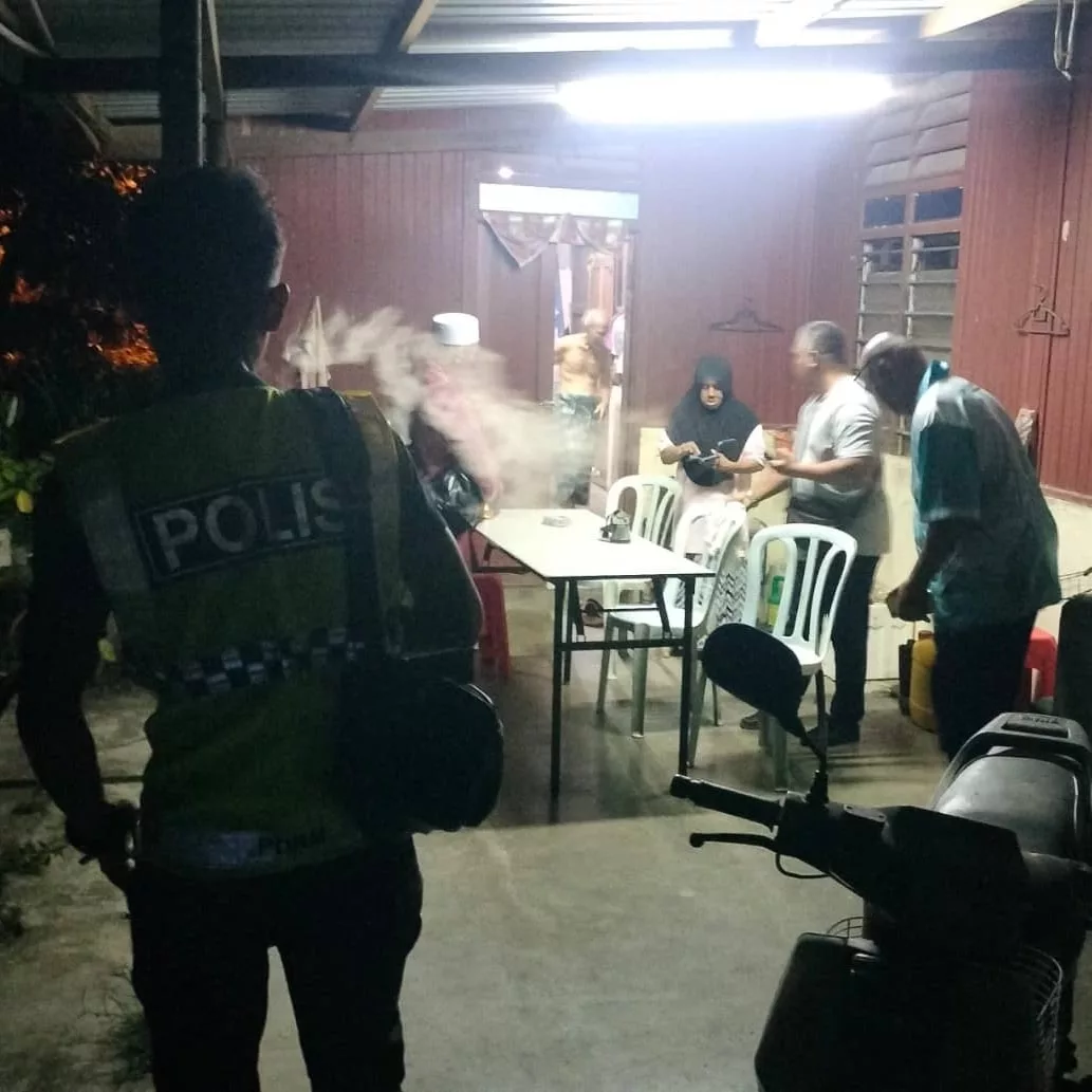 Bersekedudukan Dengan Wanita 69 Tahun, Atuk 81 Tahun ‘Dicekup’ Di Sebuah Rumah Di Lubok China