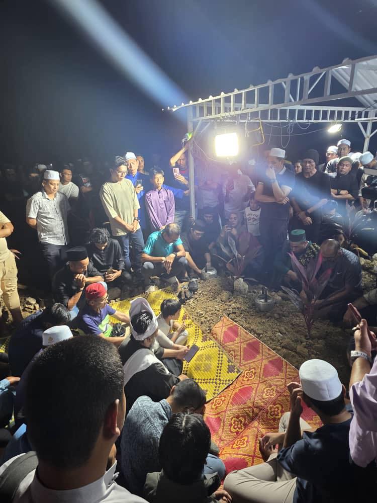 Cikgu E Pergi Dalam Tenang. Tinggal Kenangan Seorang Pejuang Kanser 9 Cikgu E Pergi Dalam Tenang. Tinggal Kenangan Seorang Pejuang Kanser