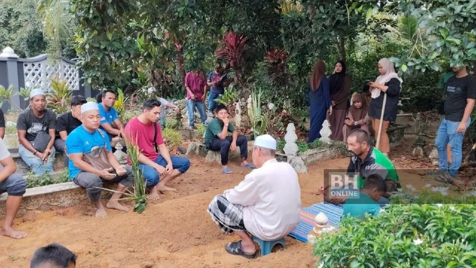 Wanita Koma Lepas Lahirkan Anak Meninggal Dunia, Tujuh Tahun Terlantar – “Abang Reda Ayang Pergi”