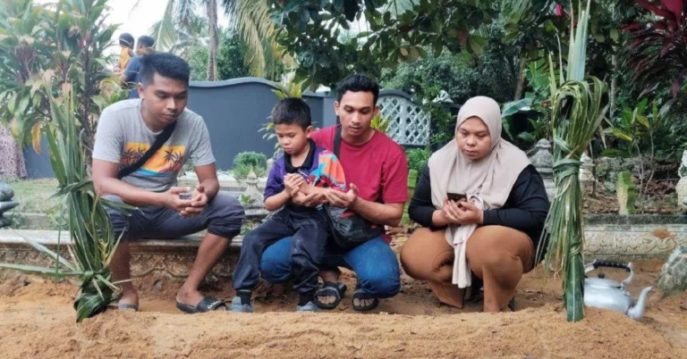 Wanita Koma Lepas Lahirkan Anak Meninggal Dunia, Tujuh Tahun Terlantar – “Abang Reda Ayang Pergi”