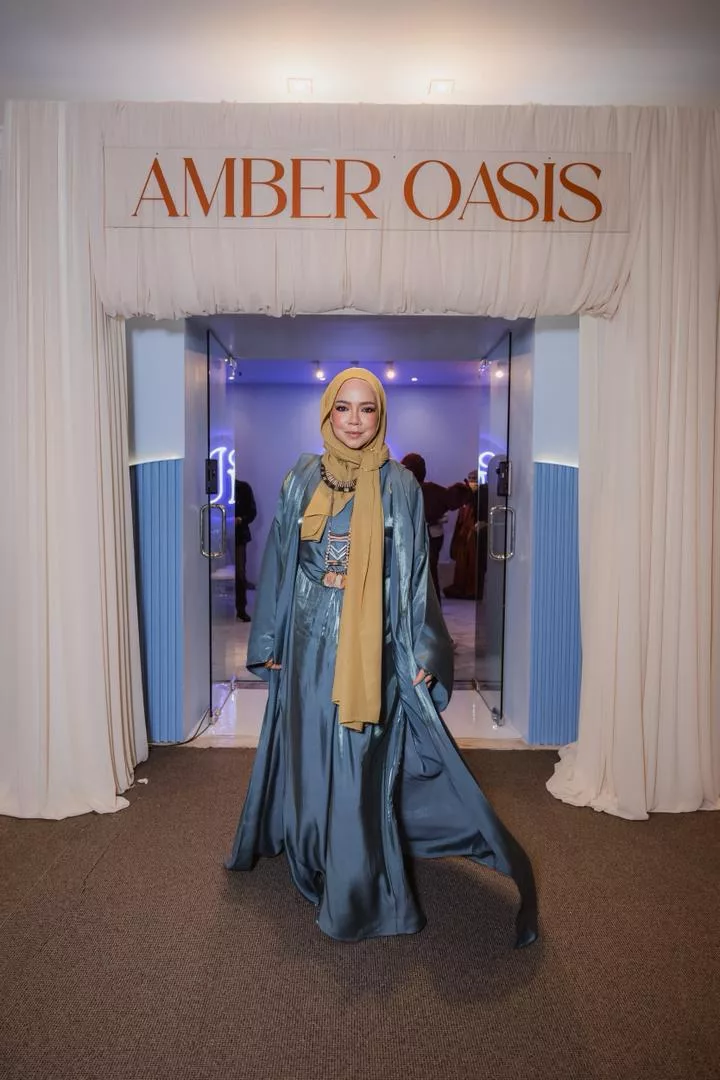 Nora Danish Serlahkan Keanggunan Wanita Berhijab. Sopan Namun Kekal Bergaya 43 Nora Danish Serlahkan Keanggunan Wanita Berhijab. Sopan Namun Kekal Bergaya