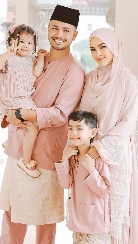 “Jangan Rasa Bersalah, Urus Rumah Tangga Itu Juga Satu Kejayaan”-Elfira Loy  Pilih Urus Keluarga Sendiri