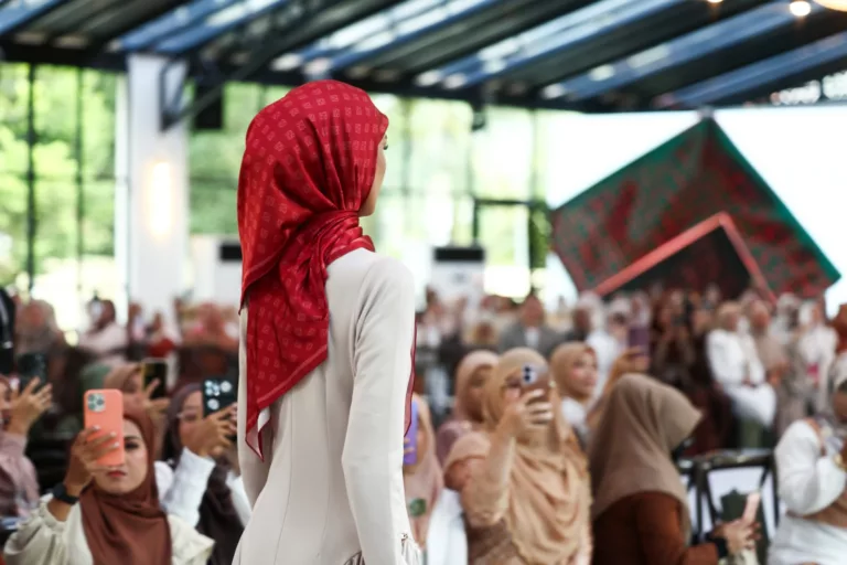 Hadiah Seorang Anak Untuk Ibu Tersayang, Dari Doa Arafah Ke Dunia Fesyen