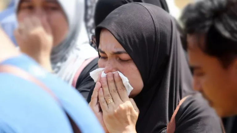 “Saya Peluk Suami Dalam Darah, Tapi Mereka Masih Menembak…” – Isteri Sarat Hamil Saksikan Suami Ditembak 18 Das