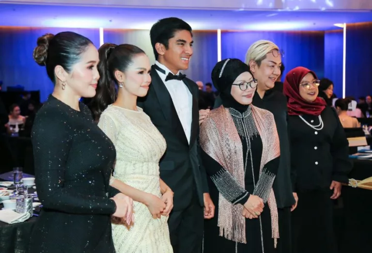 Siti Nurhaliza Terima Anugerah Khas: Wanita Juga Mampu Pimpin, Cemerlang & Pacu Ekonomi Negara