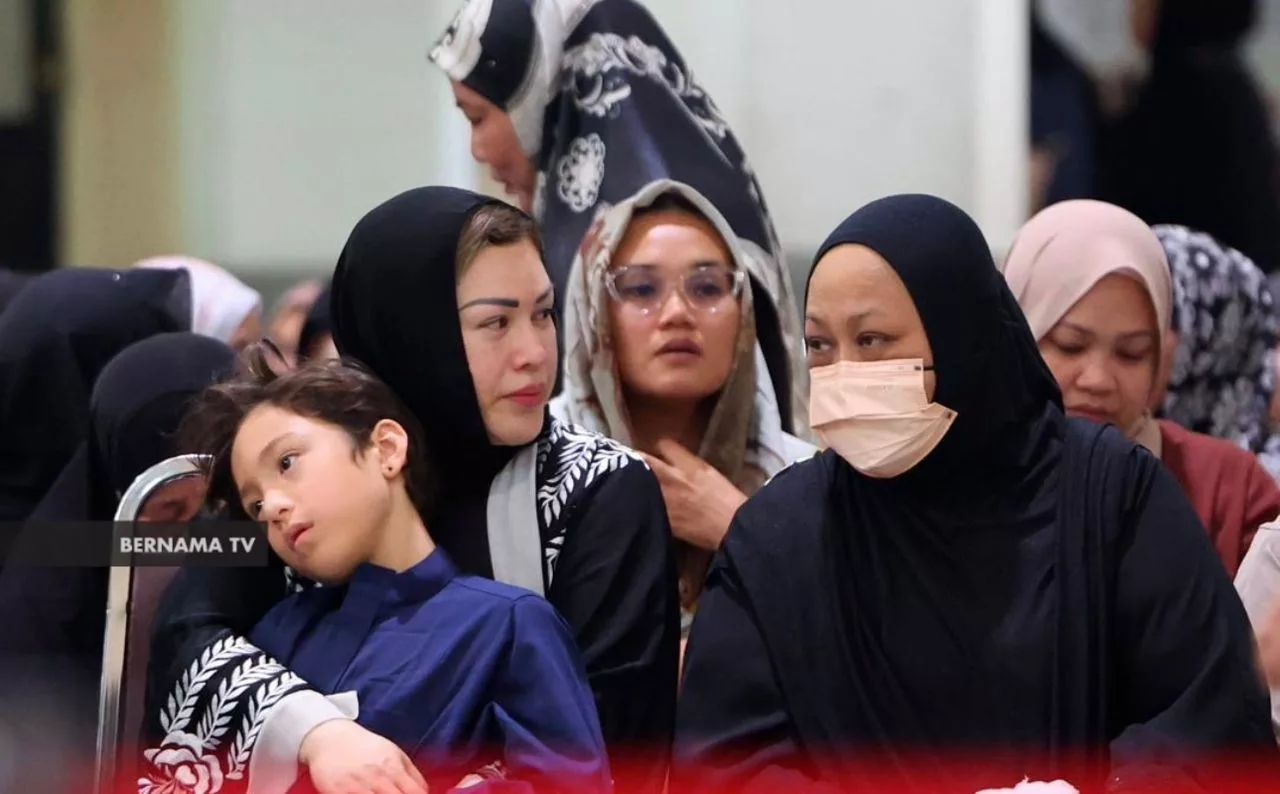 Pemergian Datuk Seri Bung Moktar: Luahan Sebak Zizie Izette Dedah Keperibadian Sebenar Suami Tercinta