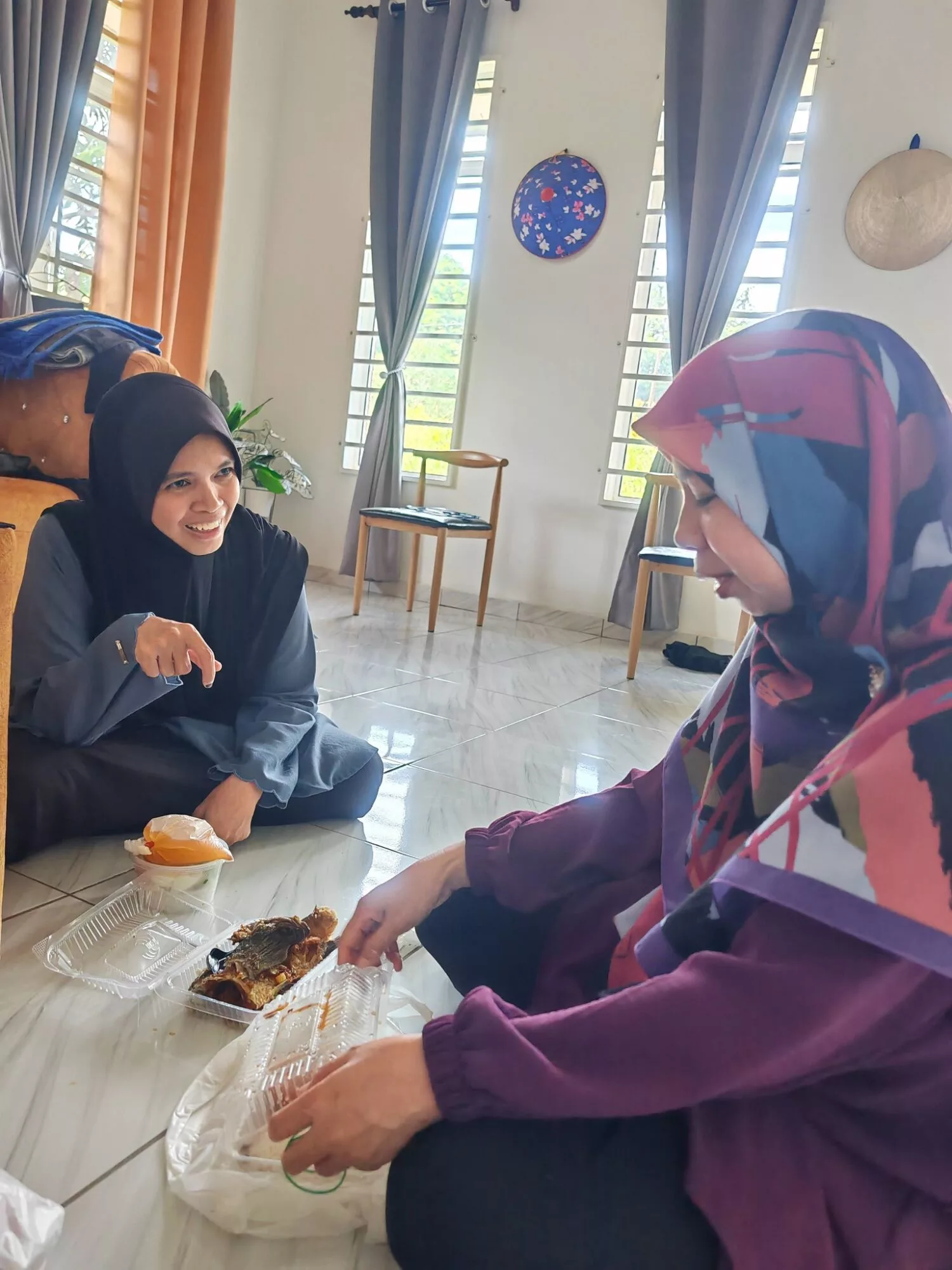 Timbalan Menteri Agama Ziarah Ibu Zara, Kekal Jalin Hubungan Baik Walau Pelbagai Tuduhan & Fitnah Melata