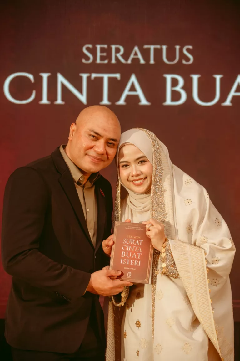 Bonda Umirah Kembali Dengan Karya Penuh Makna, Menjawab Rapuhnya Perkahwinan Zaman Kini 8 Bonda Umirah Kembali Dengan Karya Penuh Makna, Menjawab Rapuhnya Perkahwinan Zaman Kini