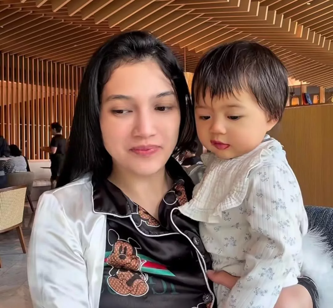 Atikah Suhaime Tetapkan Pendirian Besarkan Anak Tanpa Pembantu Rumah “Maid Hanya Untuk Bantu Bila Saya Bekerja”