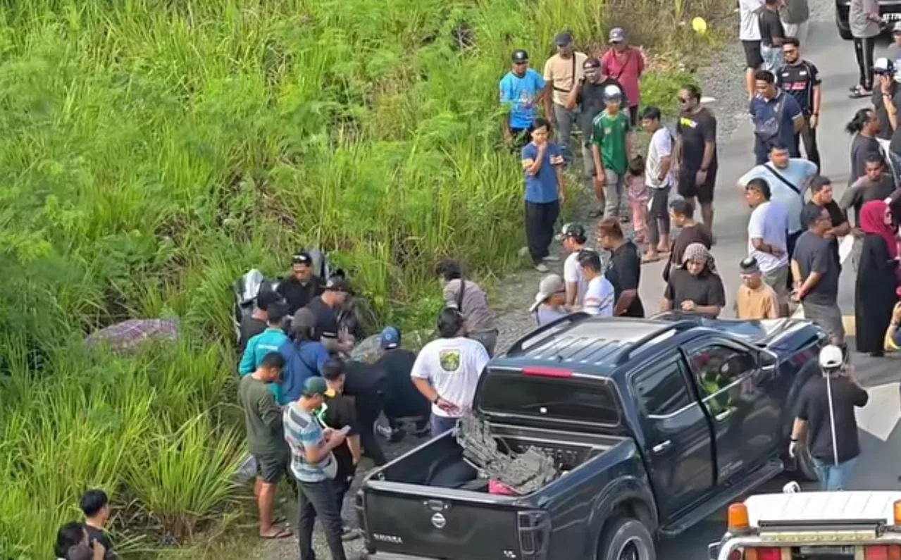 Suami Maut Dirempuh Pacuan Empat Roda Ketika Berhenti Rehat Tepi Jalan, Isteri Kongsi Detik Pilu Diuji Pada Bulan Kelahiran 16 Suami Maut Dirempuh Pacuan Empat Roda Ketika Berhenti Rehat Tepi Jalan, Isteri Kongsi Detik Pilu Diuji Pada Bulan Kelahiran