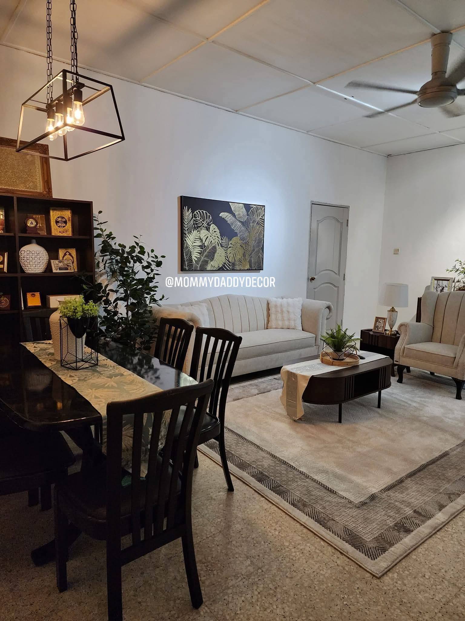 Mak Ayah Tak Larat Uruskan Rumahnya, Anak-anak Berpakat Kumpul Duit Hadiahkan Suasana Baharu