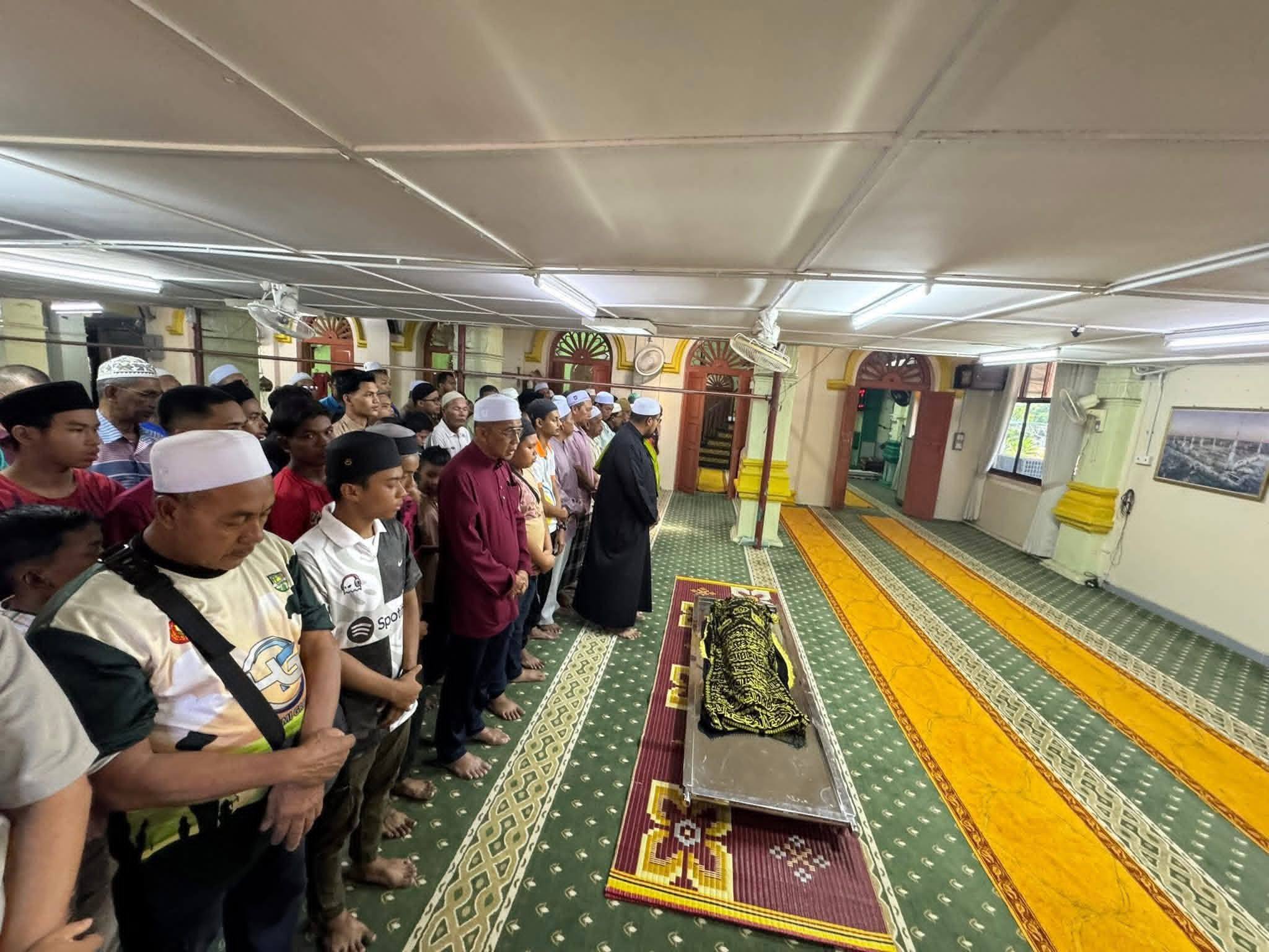 Kanak-Kanak 7 Tahun Maut Dirempuh Kereta Laju, Ibu Pengsan Saksi Anak Melambung Depan Mata