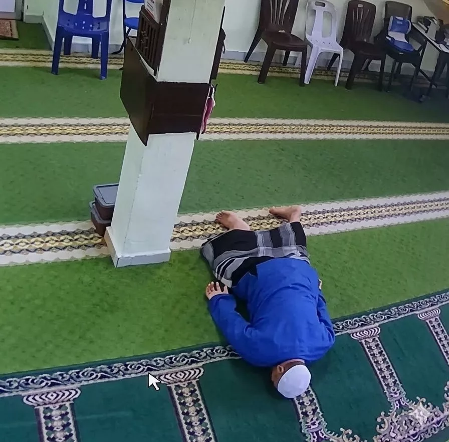 Rebah Ketika Menunaikan Solat, Sujud Kedua Arwah Sudah Tidak Sedarkan Diri