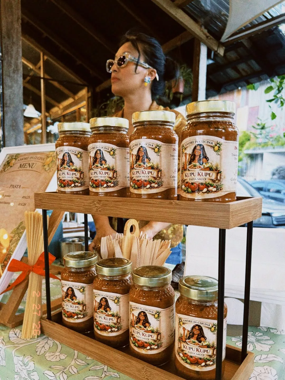 Nabila Huda Guna Resepi 'Home Cook', Sikap Cerewet Bab Makanan Punca Keluarkan Sos Pasta 6 Nabila Huda Guna Resepi ‘Home Cook’, Sikap Cerewet Bab Makanan Punca Keluarkan Sos Pasta