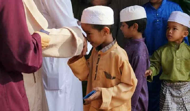 Duit Raya Anak, Simpan Cara Ini Bagus Untuk Masa Depannya