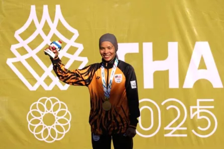 Kenali Nur Aisyah Zubir, ‘Pocket Rocket’ Wanita Malaysia Yang Cipta Sejarah Di Olimpik