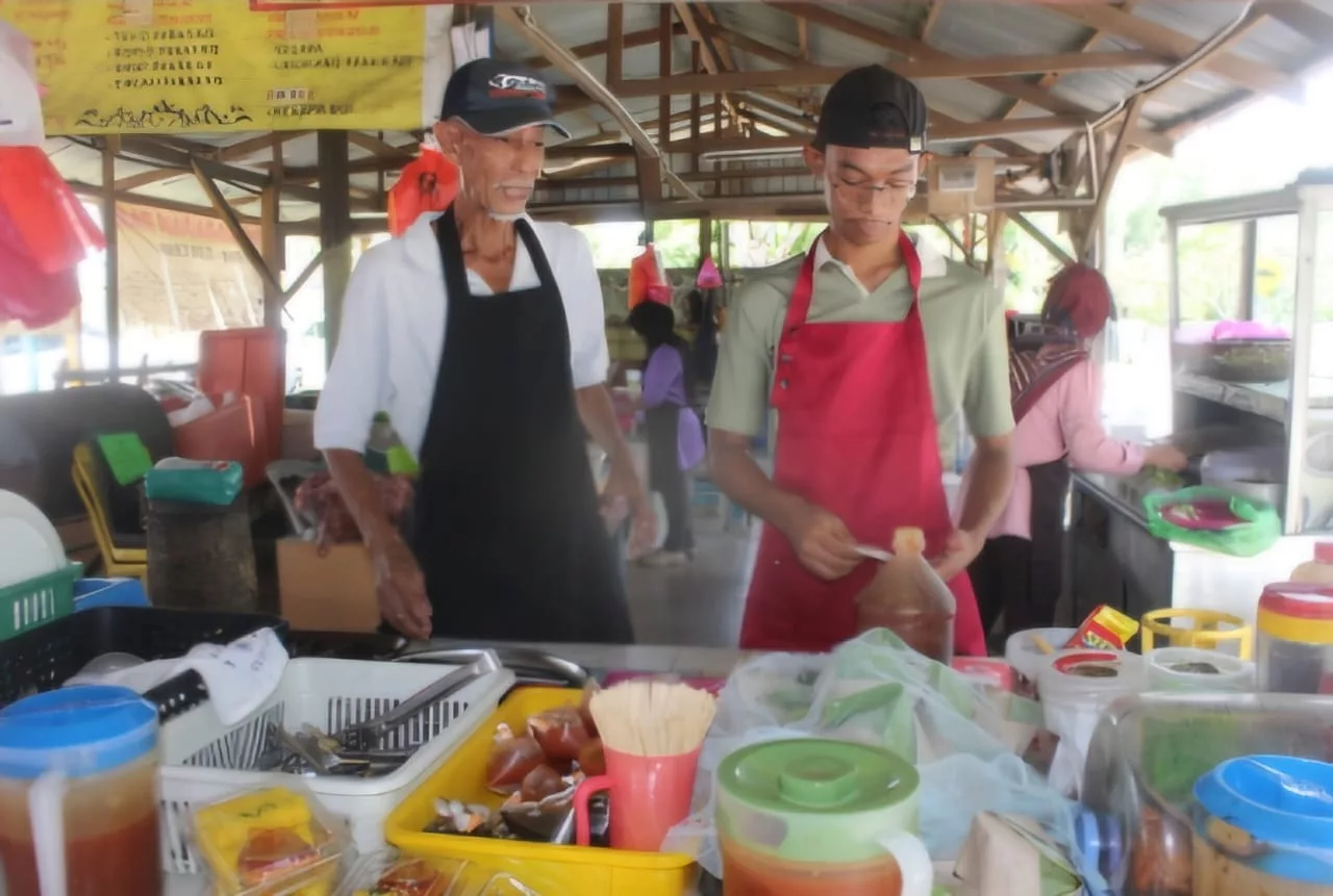 Raih 11A+ SPM, Fakhrul Iman Kongsi Rahsia Kejayaan Sepanjang Jadi Pelajar