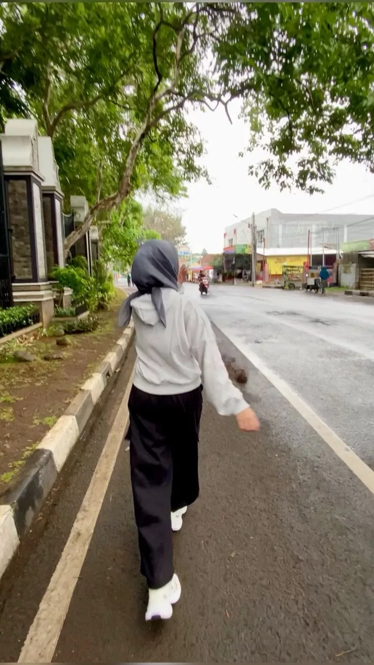 Briskwalk VS Jogging, Mana Satu Lagi Cepat Bakar Lemak?
