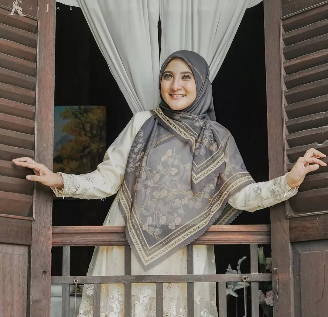 Azza Elite Elak Pergi Ke Rumah Terbuka, Demi Keselesaan Anaknya Yang Hidap Autisme