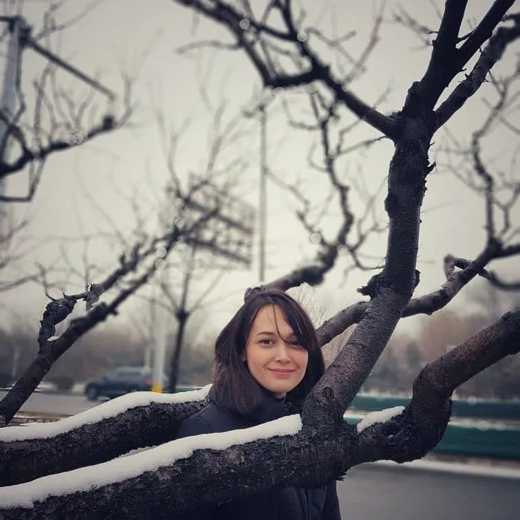 Cristina Suzanne Pilih Privasi, Tak Suka Menunjuk-nunjuk Di Media Sosial