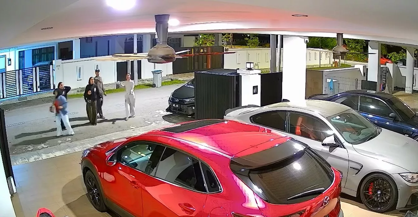 Sekeluarga Ingat Rumah Kena Pecah Masuk, Rupanya Berlaku Sebaliknya!