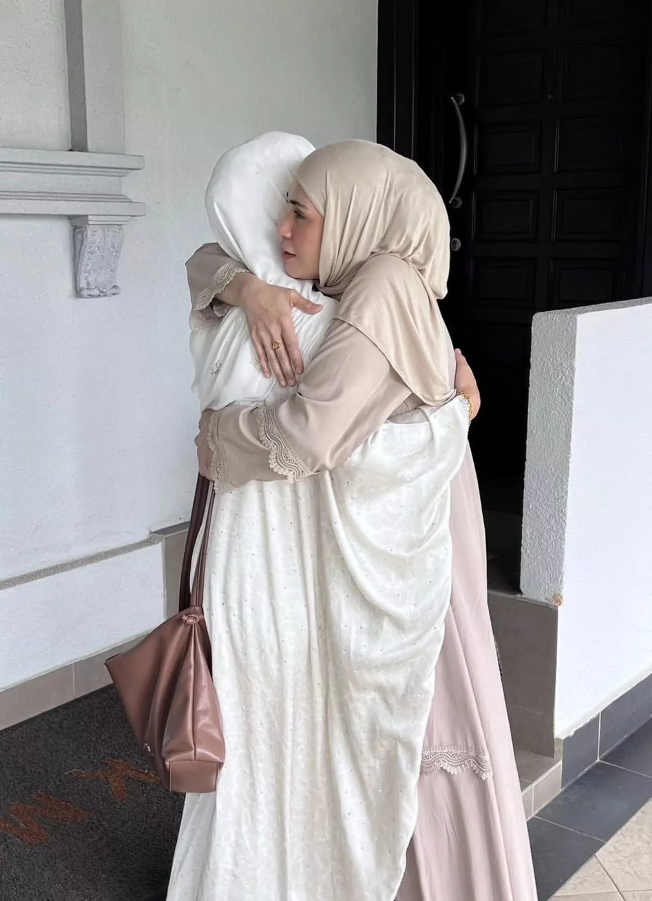 Tamat Sengketa Izreen Azminda & Intan Liana Salleh, Dua Hati Memilih Memaafkan Untuk Ketenangan