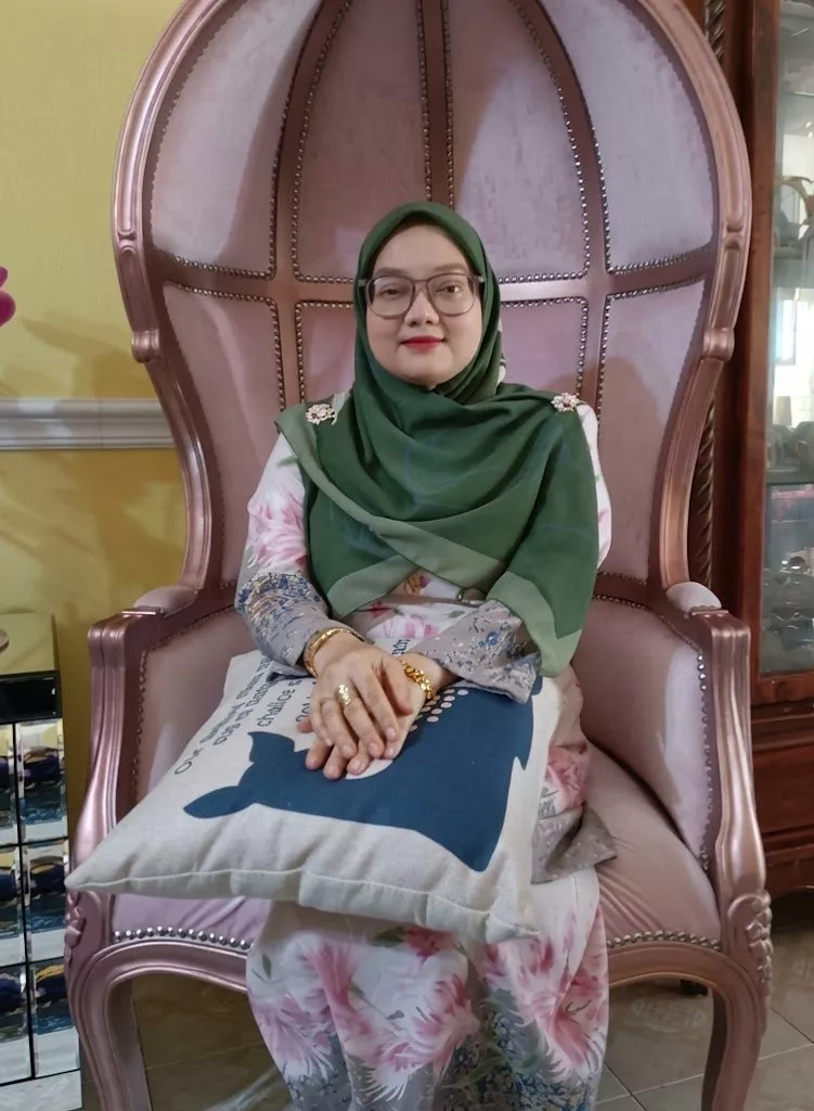 Awalnya Kehilangan Isteri Tercinta, Kemudian Anak Tunggalnya Pula Pengsan & Pergi Tak Kembali 6 Awalnya Kehilangan Isteri Tercinta, Kemudian Anak Tunggalnya Pula Pengsan & Pergi Tak Kembali