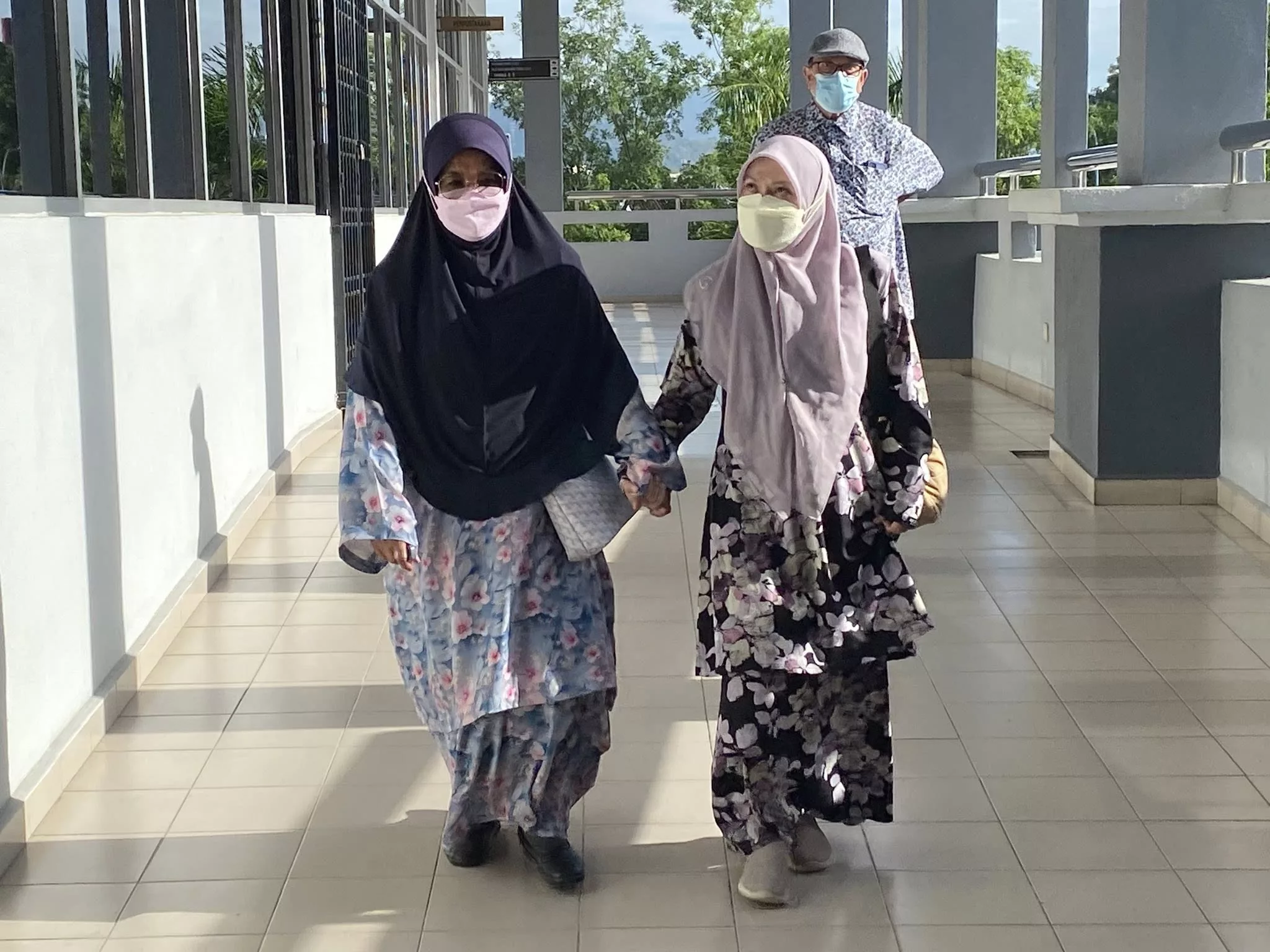 Guru Wanita Didakwa Amang Seksual Pelajar Tingkatan 2, Berdepan Hukuman Tak Kurang 20 Tahun & Sebat