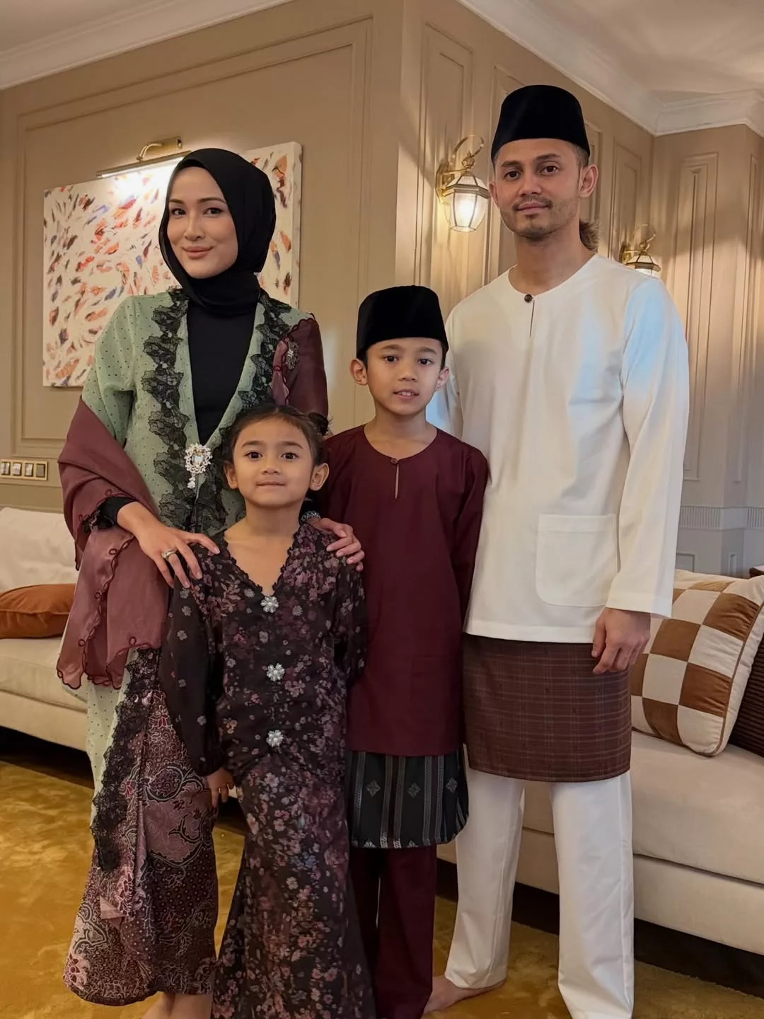 Tip Rumah Tangga: Hairul Azreen & Hanis Zalikha Fokus Hal Sendiri, Ada Masalah Bawa  Bincang