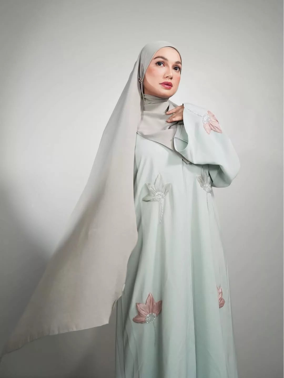 Demi Anak-anak Tersayang, Puteri Sarah Liyana Bangkit Selepas Lima Tahun Bertahan