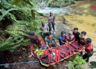 pendaki wanita