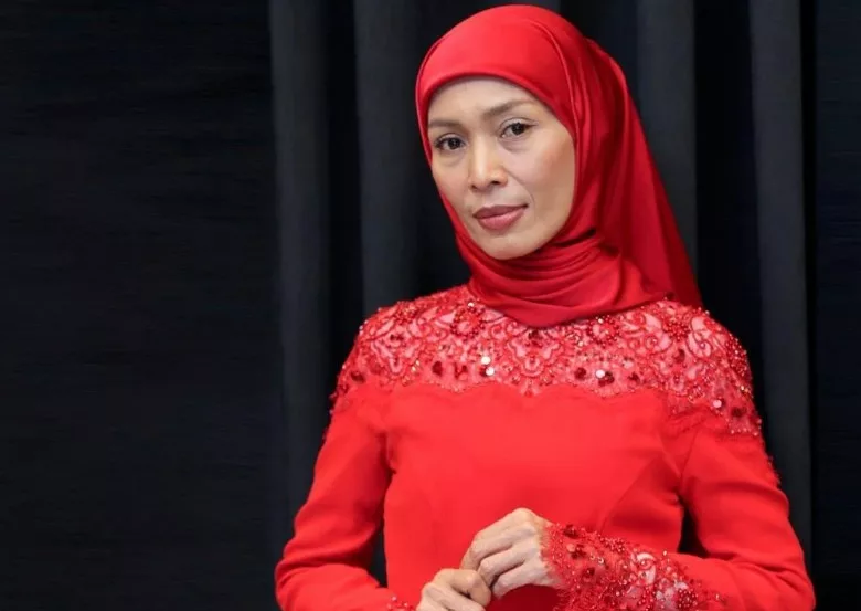 Guna Kerusi Roda Nak Hadkan Pergerakan, Elakkan Kaki Adrian Adam Jadi Lebih Teruk