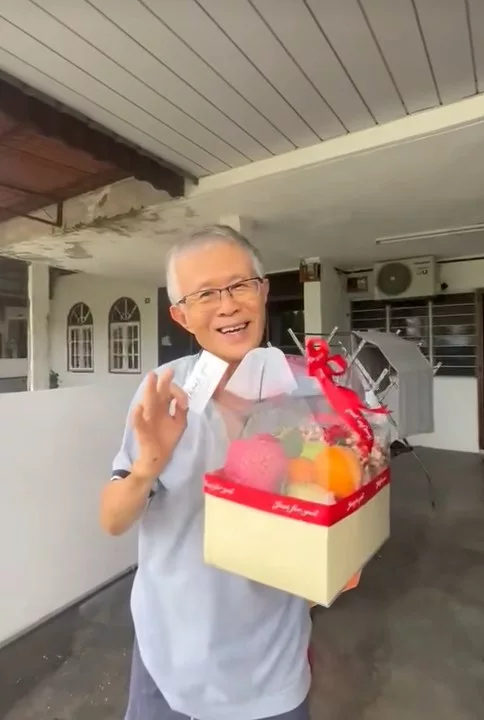 Suka Bantu Murid Susah, Guru Dikenang Murid Walau Sudah Bertahun Bersara 6 Suka Bantu Murid Susah, Guru Dikenang Murid Walau Sudah Bertahun Bersara