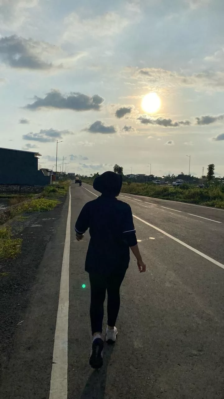 Nak Brisk Walk Kena Ikut Berat Badan & Jarak, Barulah Nampak Hasil Turun KG!