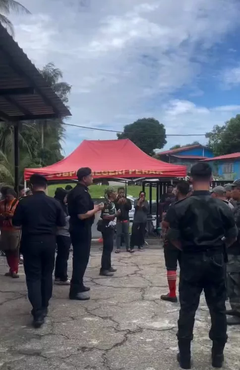 Jaslinda Masih Belum Dijumpai, Si Anak Berharap Doa Orang Ramai Agar Ibunya Selamat 7 Jaslinda Masih Belum Dijumpai, Si Anak Berharap Doa Orang Ramai Agar Ibunya Selamat