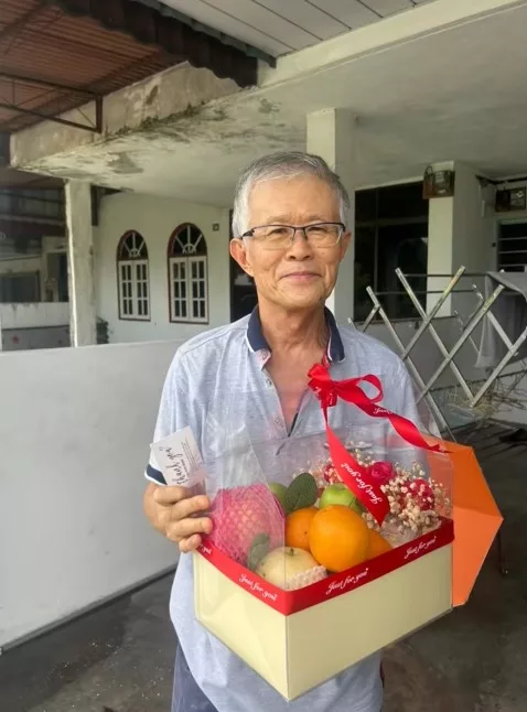 Suka Bantu Murid Susah, Guru Dikenang Murid Walau Sudah Bertahun Bersara 5 Suka Bantu Murid Susah, Guru Dikenang Murid Walau Sudah Bertahun Bersara