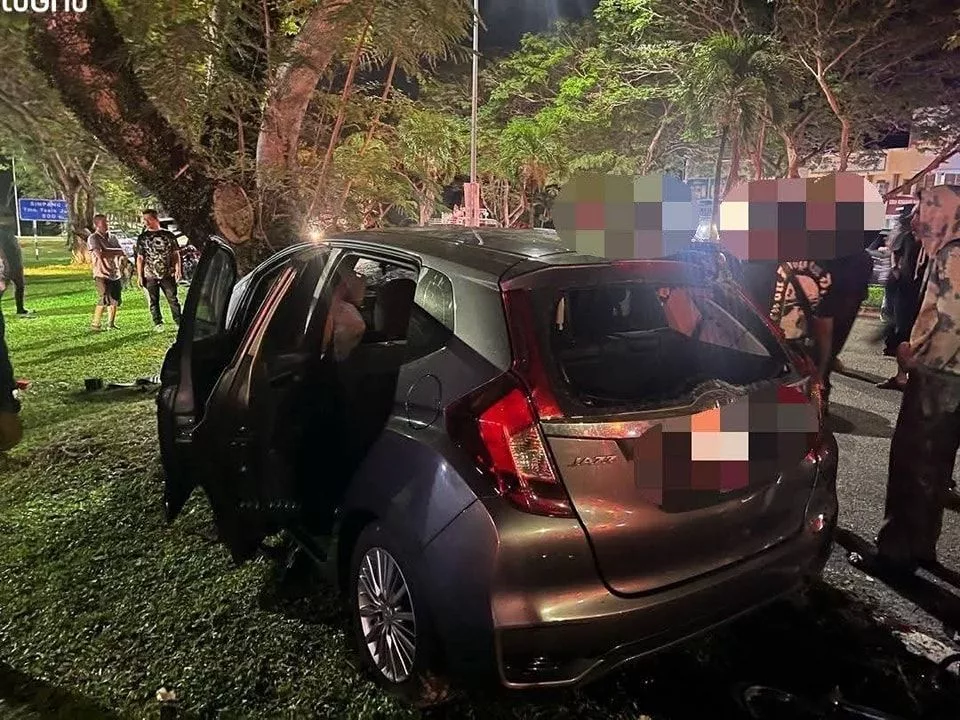 Remaja Sebabkan Tiga Kematian Diperintah Ke Henry Gurney, Pampasan RM2000 Pada Keluarga Terkorban 6 Remaja Sebabkan Tiga Kematian Diperintah Ke Henry Gurney, Pampasan RM2000 Pada Keluarga Terkorban