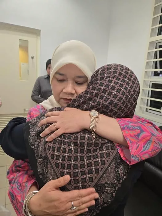 Pelajar Perempuan Meninggal Jatuh Bangunan Sekolah, YB Fadhlina Zahir Rasa Simpati 6 Pelajar Perempuan Meninggal Jatuh Bangunan Sekolah, YB Fadhlina Zahir Rasa Simpati