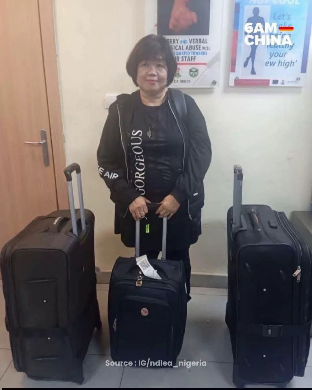 Wanita Ditahan Di Nigeria Bawa 31Kg Dadah, Dianiaya Anak Sendiri Yang Taja Percutian