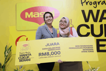 Nur Syahidah Buktikan Keberanian Ubah Nasib, Jualan Rendang Dendeng Naik Dari RM400 Ke RM18,000 Sebulan