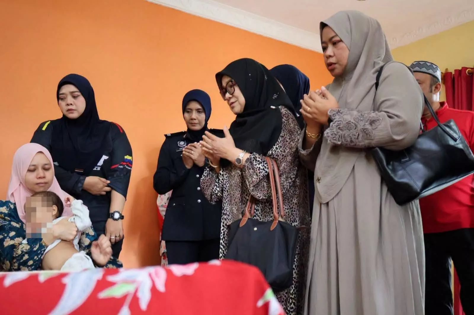 Anggota Polis Maut Terlanggar Tayar Lori Tercicir, Keluar Rumah Nak Cari Rezeki Tapi Tak Pulang
