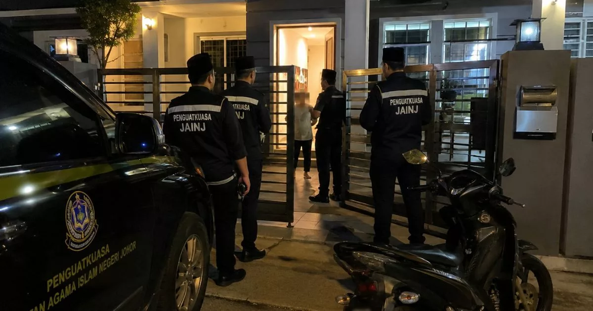 Isteri Orang Dicekup Berkhalwat Dengan Lelaki Bujang Ketika Suami Ditahan Penjara 5 Isteri Orang Dicekup Berkhalwat Dengan Lelaki Bujang Ketika Suami Ditahan Penjara