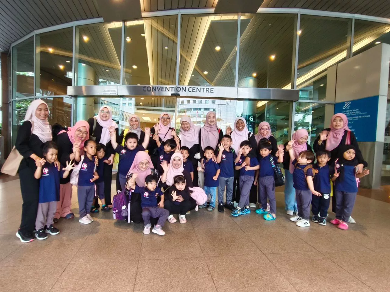 Anak Dah Hafal ABC Tetapi Sukar Menjawab Soalan Mudah? Ini Mak Ayah Kena Bimbang 5 Anak Dah Hafal ABC Tetapi Sukar Menjawab Soalan Mudah? Ini Mak Ayah Kena Bimbang