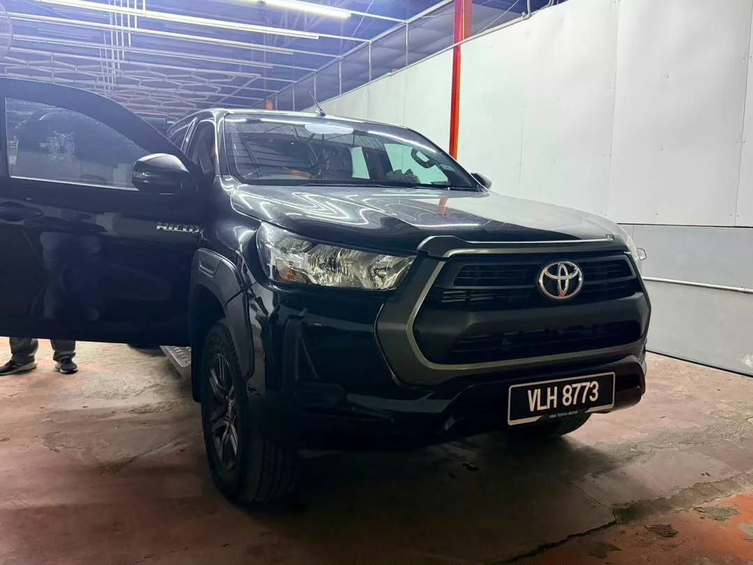 Gara-Gara Isteri Muat Naik Video Lama, Bongkar Suami Warga Pakistan Guna Logo JIM Pada Hilux 13 Warga Pakistan Guna Logo JIM Pada Hilux
