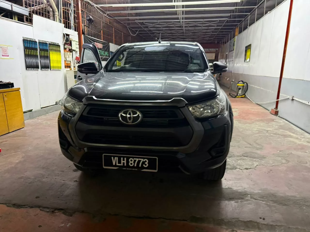 Gara-Gara Isteri Muat Naik Video Lama, Bongkar Suami Warga Pakistan Guna Logo JIM Pada Hilux 9 Gara-Gara Isteri Muat Naik Video Lama, Bongkar Suami Warga Pakistan Guna Logo JIM Pada Hilux