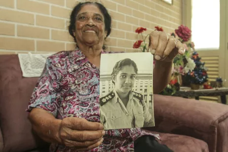 Kisah Emily Koshy, Wanita India Pertama Dalam Pasukan Polis Malaysia 7 Emily Koshy